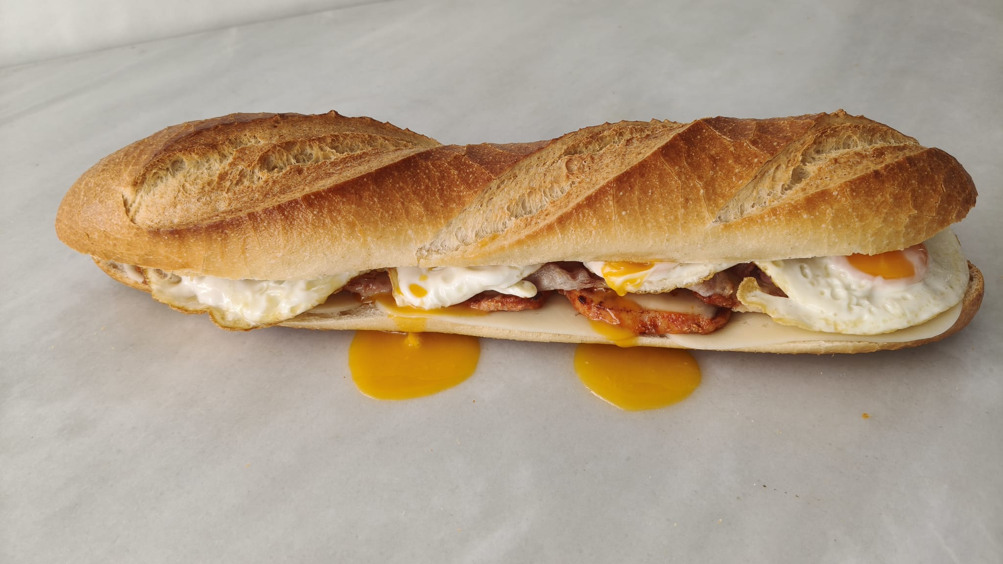 Bocadillo fiestero de Agosto 2